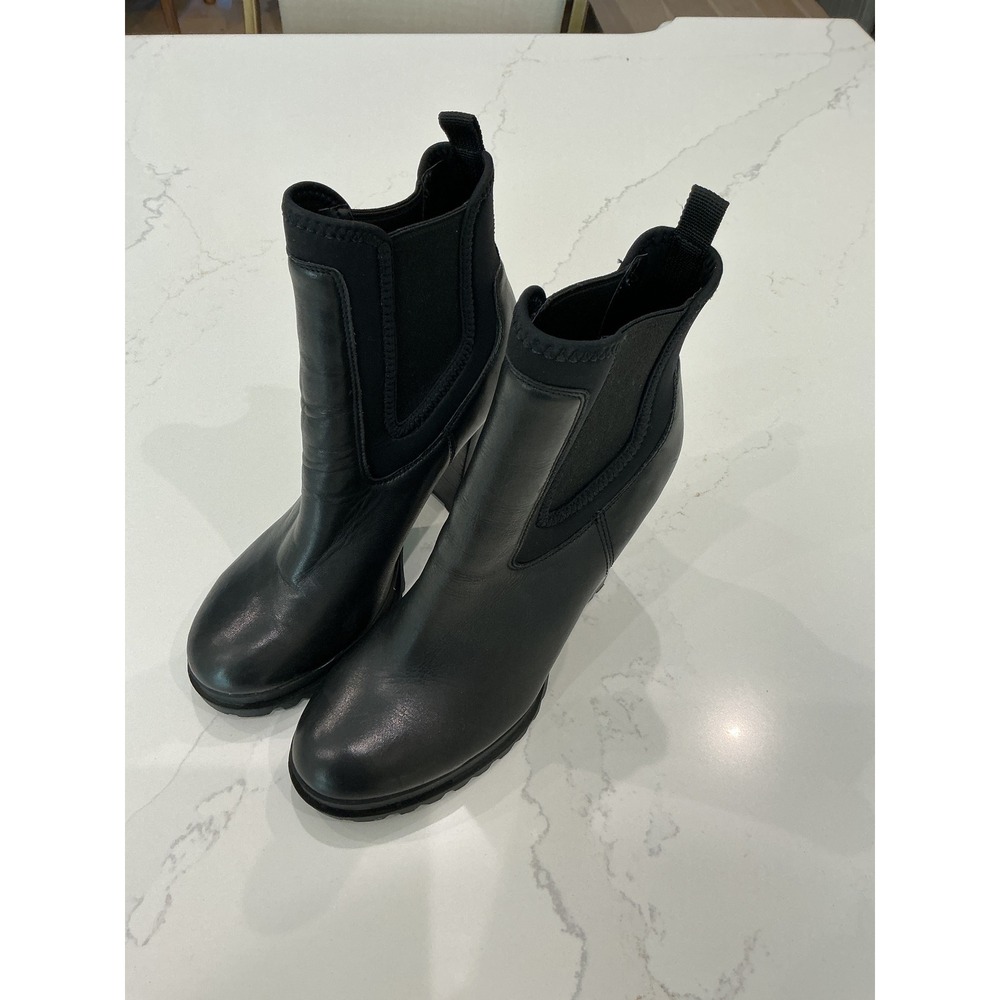 Aldo Black Leather Lug Sole Block Heel Ankle Boots Womens 8 Chelsea Bootie - Picture 1 of 7